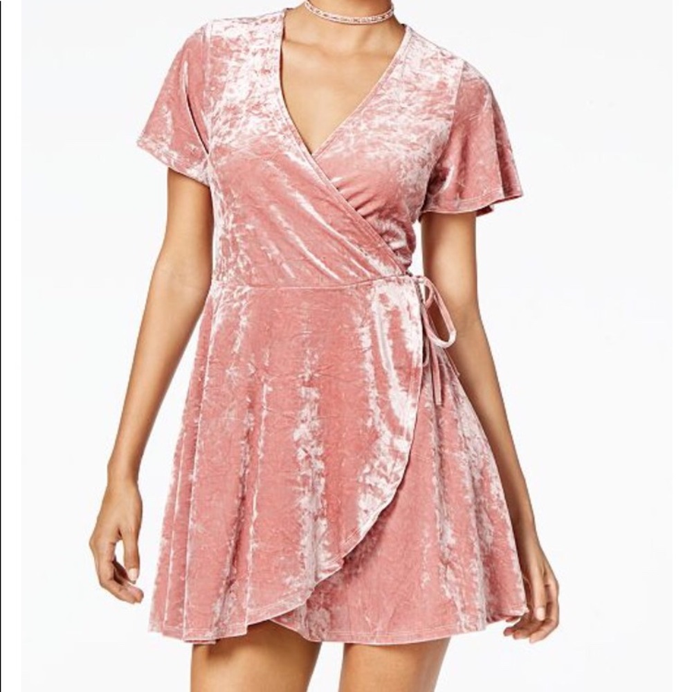 🌷🌷Gorgeous Pink Velvet Dress🌷🌷
